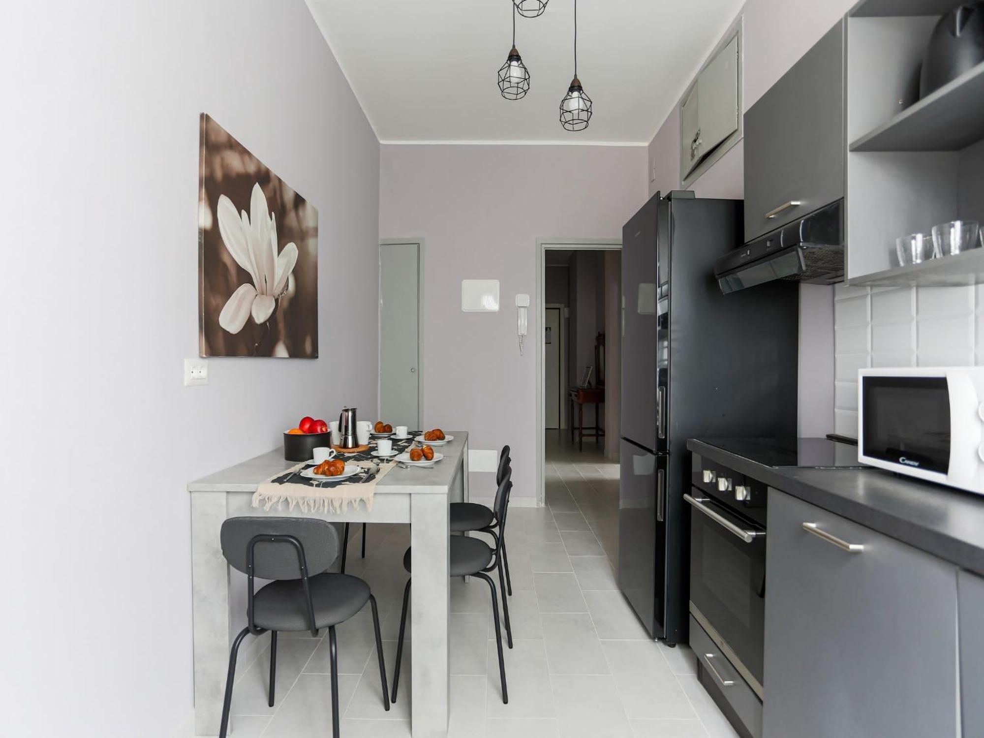 The Best Rent - Spacious One-Bedroom Apartment In Moscova District Milán Exterior foto